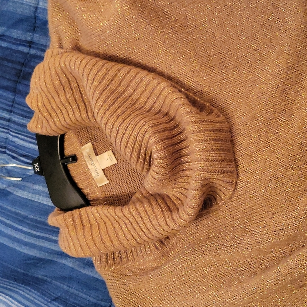 Sweater - Picture 2 of 2